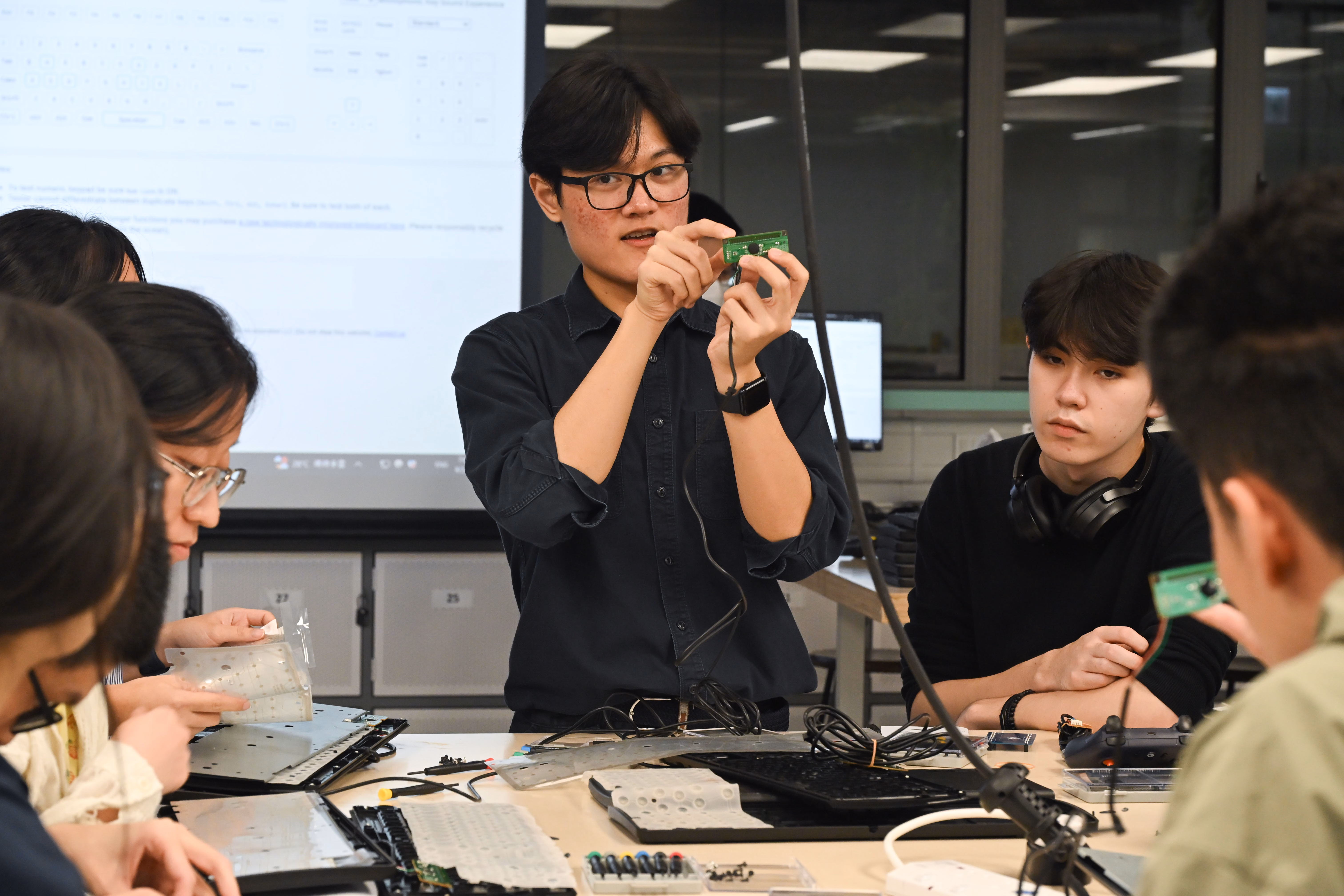 Profile picture serious